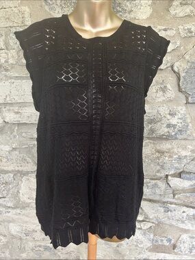 Knit Top with button back